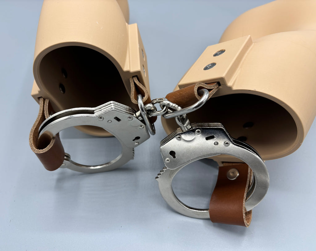 Hard Shell Bondage Restraint Mitts für Standard Handschellen