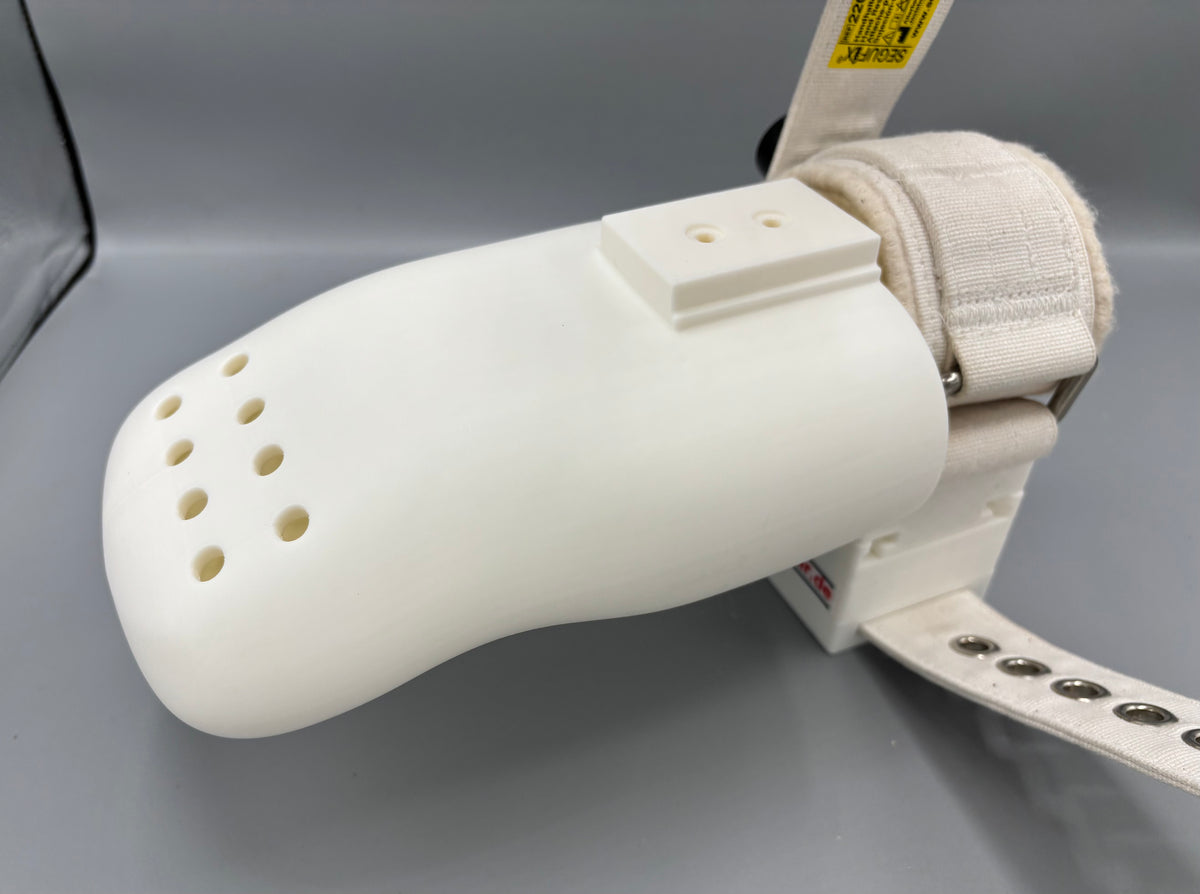 "Double Trouble"-Adapter für Fesselhandschuhe